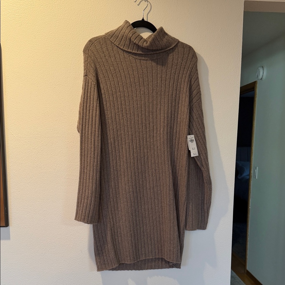 NWT Abercrombie Sweater Dress